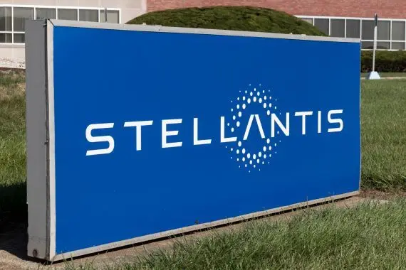 Stellantis enregistre un nouveau bénéfice record
