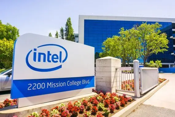 Intel crée une société dédiée à l’IA générative