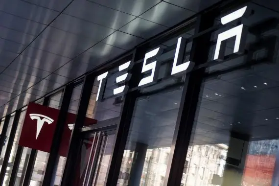 Tesla: résultats inférieurs aux attentes au 4T