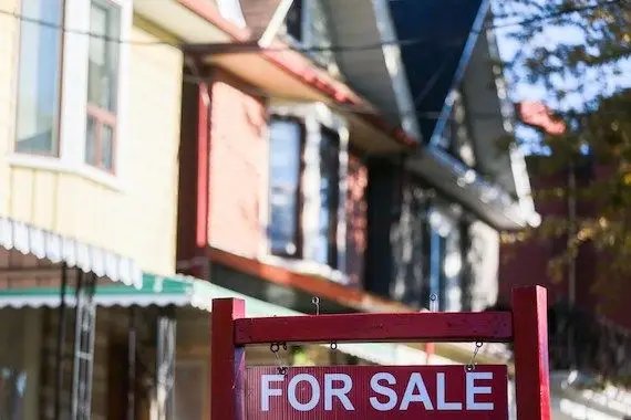 Les ventes de propriétés dans le Grand Toronto ont diminué de 39%