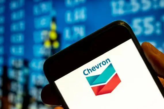 Chevron: charge comptable de 3,5 à 4G$US après impôts au 4T
