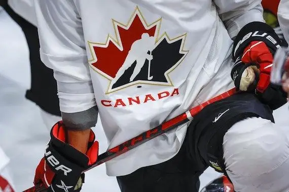 «Il est temps que les dirigeants de Hockey Canada partent»