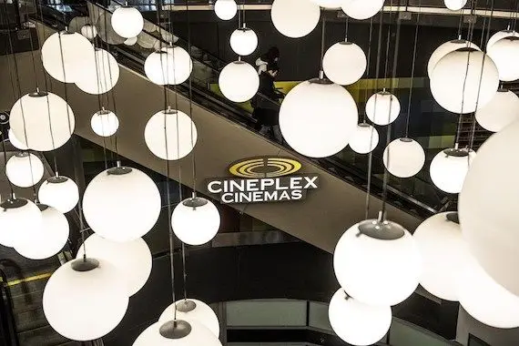 Cineplex ferme ses salles jusqu’à nouvel ordre