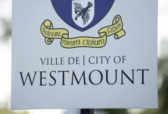 Westmount: les cols blancs entérinent leur entente de principe