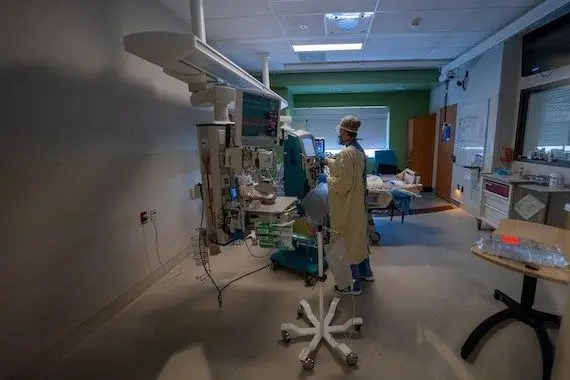 Santé: les problèmes de paie touchent maintenant des infirmières