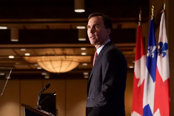 Déficits: Morneau estime qu’Ottawa a encore la bonne approche