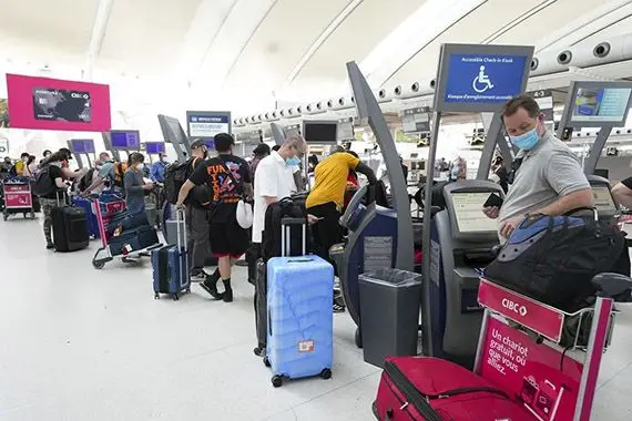 Pourquoi les frais d’aéroport augmentent à travers le pays?
