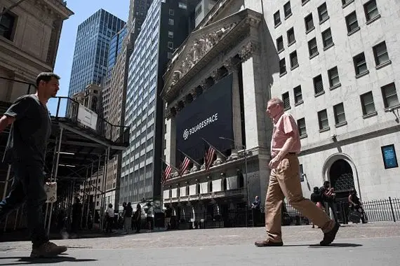 Bourse: Wall Street sans direction claire, Toronto à un sommet