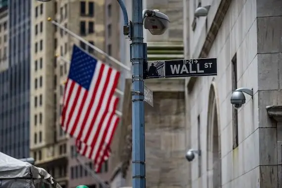 Wall Street termine en baisse, Alphabet plombe les indices