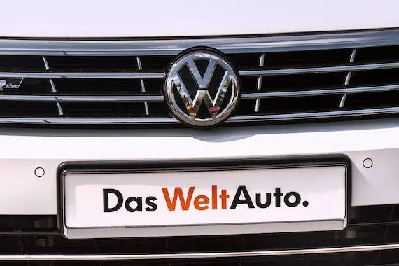 Volkswagen bondit, un actionnaire songe à vendre des actions