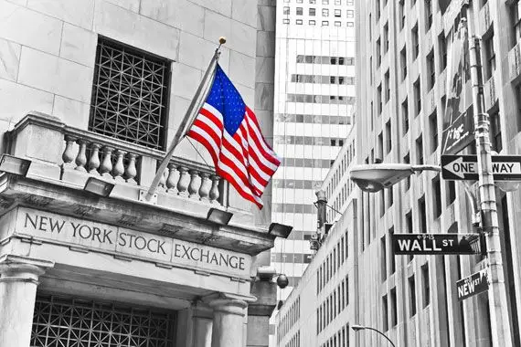 Bourse: Wall Street rebondit modestement
