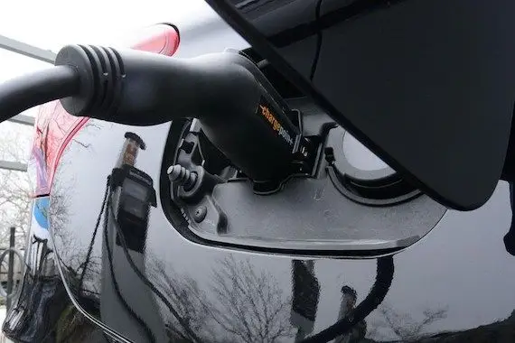 2021: record d’immatriculation de voitures électriques au Canada