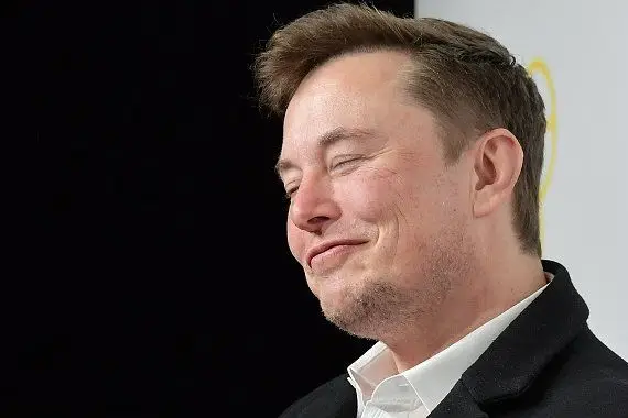 Elon Musk pense poser ses cartons au Texas