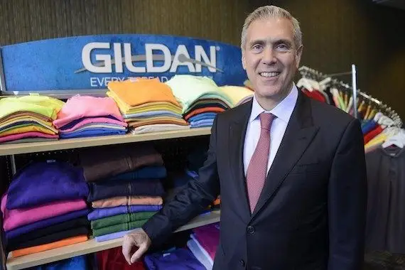 Les Vêtements de Sport Gildan dépasse les attentes