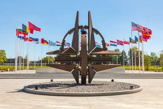 Ukraine: l’OTAN active ses plans de défense, se réunit vendredi