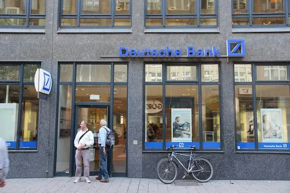 Perquisitions chez Deutsche Bank: une enquête pour blanchiment