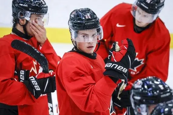 Au tour de Bauer de suspendre son partenariat avec Hockey Canada