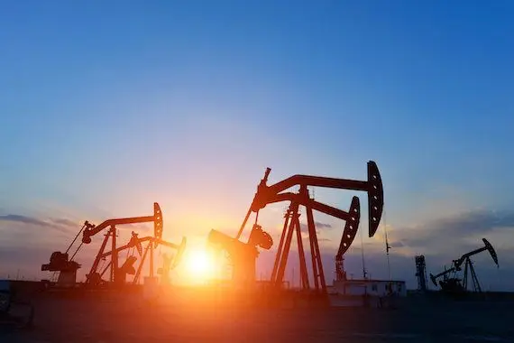 Le pétrole en perte, attente d’une réaction de l’OPEP+