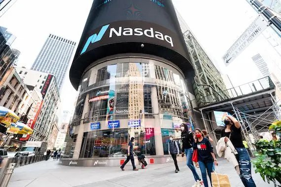 Bourse: Wall Street reprend confiance et termine en hausse