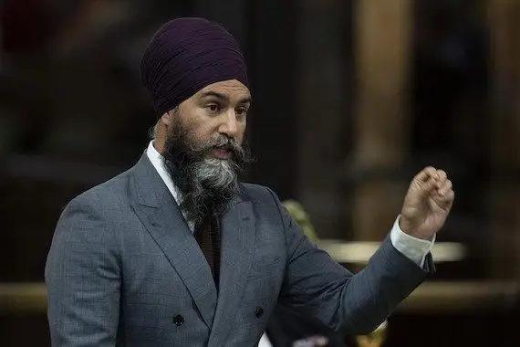 Jagmeet Singh tire à boulets rouges sur la Banque du Canada