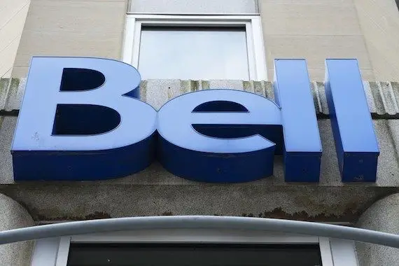 Bell supprime 1300 emplois et ferme 6 stations de radio