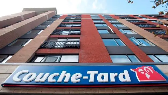 É.-U.: le tabac ralentit la croissance des ventes de Couche-Tard