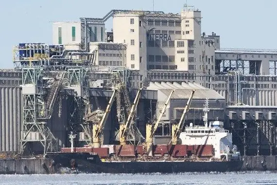 Avis de grève au port de Montréal