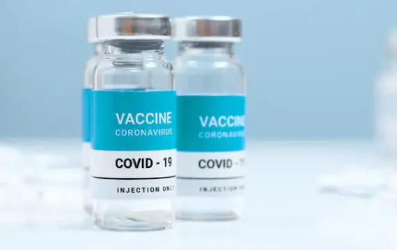 COVID-19: le vaccin de Moderna est autorisé par l’UE