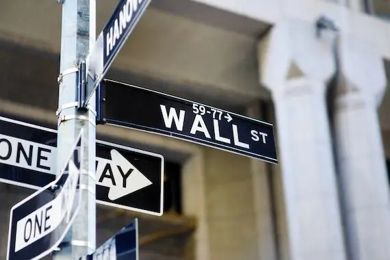 Bourse: Wall Street termine dans le vert une séance indécise