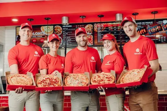 Pizza Salvatoré coupe ses pubs et redonne 100 000$ à ses clients