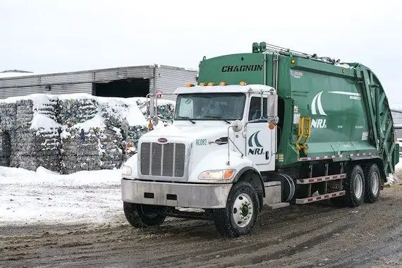 Recyclage: les Québécois peinent à faire le tri