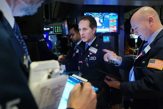 Bourse: rebond spectaculaire à Wall Street lundi