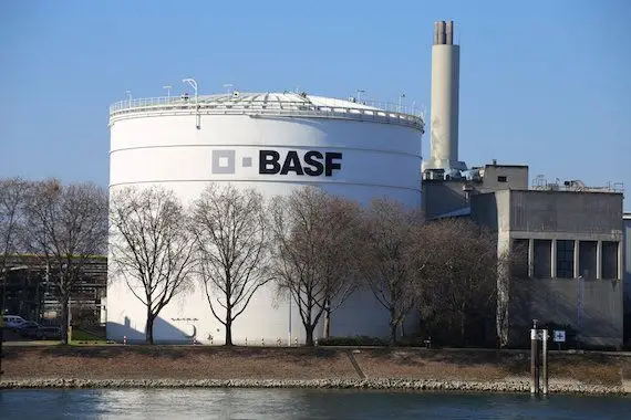 Le géant allemand BASF ouvrira une usine de batteries en Mauricie