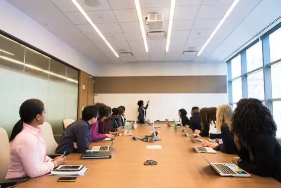 La féminisation du leadership, une solution à un déséquilibre