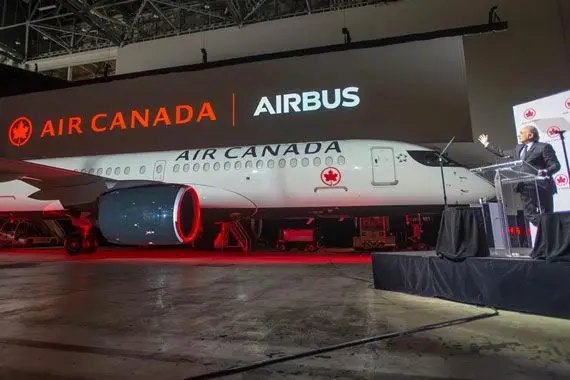 Air Canada présente son premier avion A220