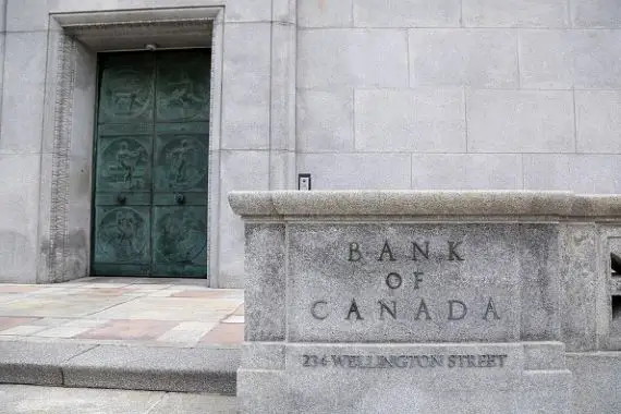 Que signifie l’augmentation des taux d’intérêt pour les Canadiens