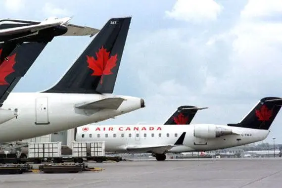 Le Canada et les É-U clouent les Boeing 737 Max 8 et 9 au sol