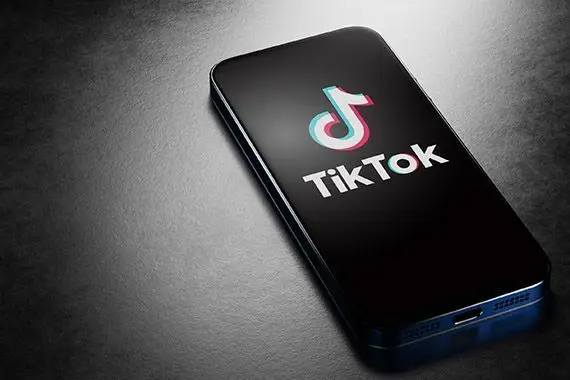 TikTok permet maintenant les messages avec du texte seul