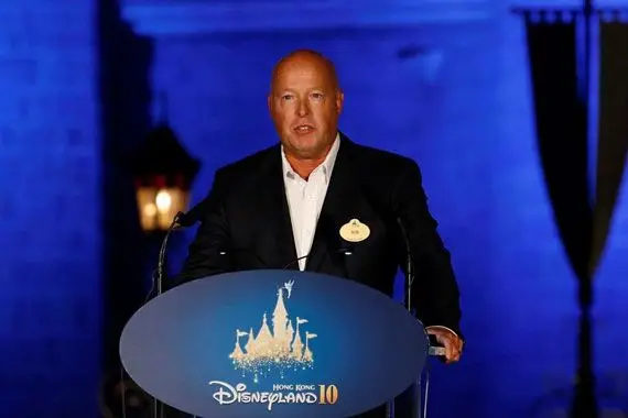 Le chef de la direction de Disney démissionne immédiatement