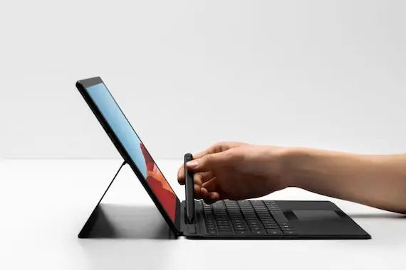 Surface Pro X: si c'est ça le futur de Microsoft, on veut bien!