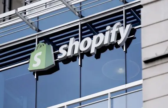 Shopify et Amazon s’entendent pour intégrer les achats «Prime»
