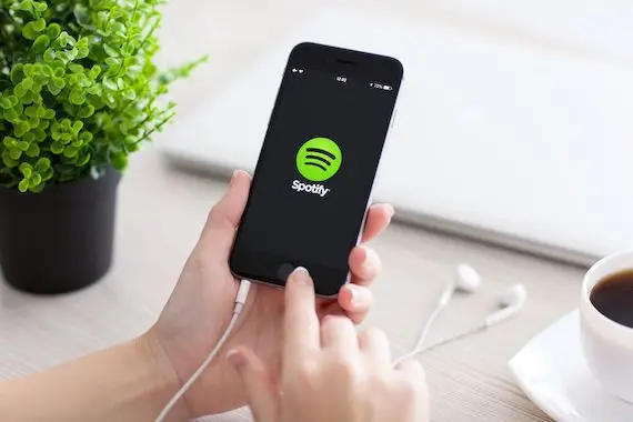 Spotify accuse formellement Apple d’«abus de position dominante»