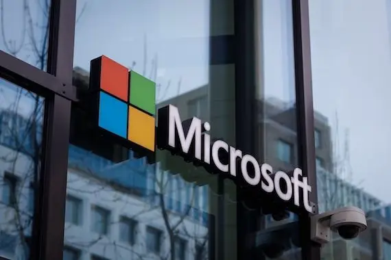 ChatGPT: Microsoft va investir «plusieurs milliards»