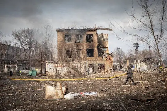 Ukraine: Kyiv frappée par des drones kamikazes
