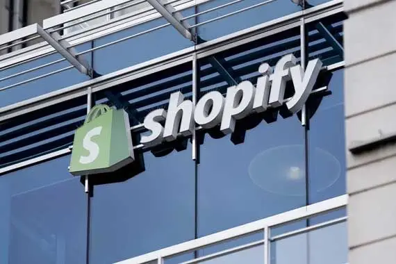 Shopify dépasse les attentes