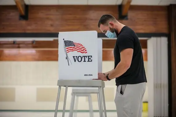 Élections américaines: le dépouillement est commencé