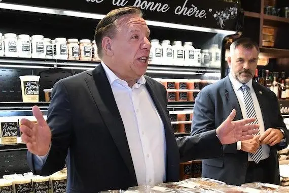 François Legault défend ses mesures sanitaires en Beauce