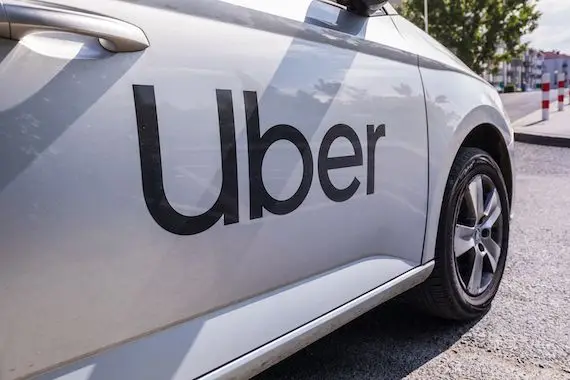 Bourse: Uber veut réduire la voilure pour contrer la chute