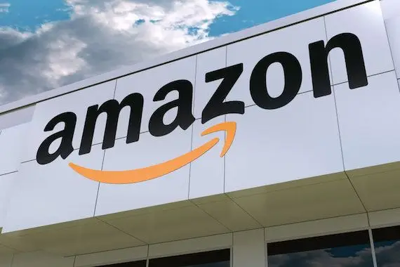 Amazon déçoit avec des profits divisés par deux sur un an