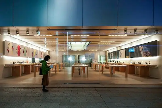 Apple lance un iPhone à 399$